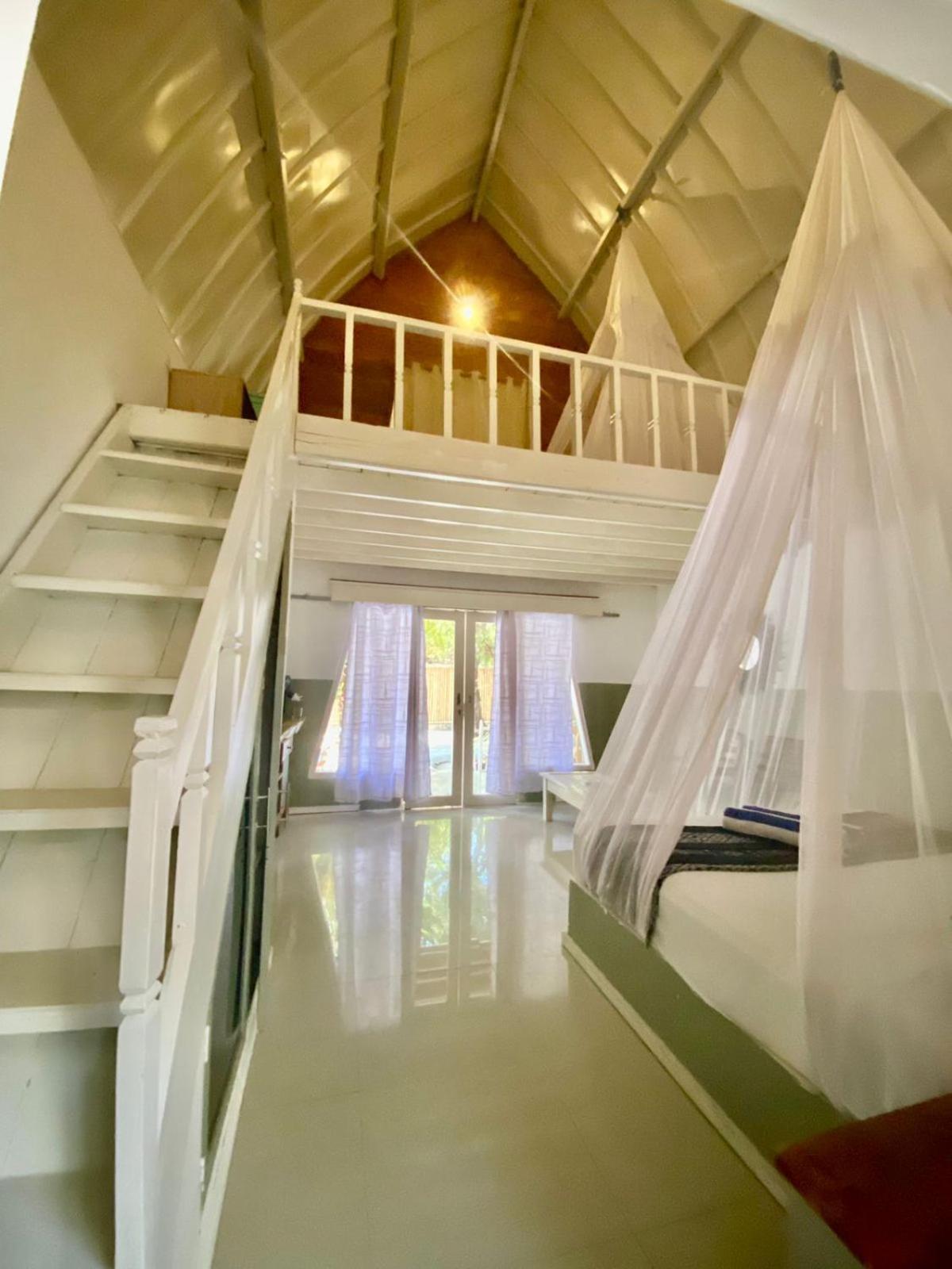 Lucky'S Hostel Νησιά Γκίλι Εξωτερικό φωτογραφία